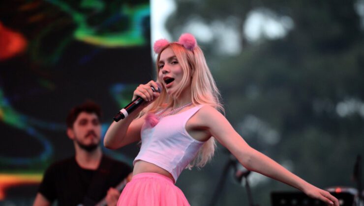 Aleyna Tilki: Çocukluk Şöhretinin Gölgesinde Yaşanan Zorluklar